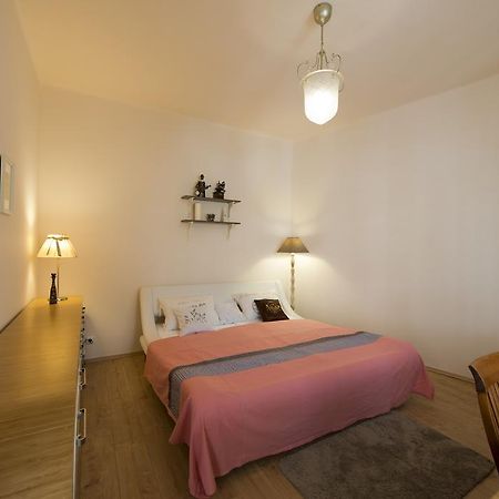 Eurowings Hotel Praag Buitenkant foto